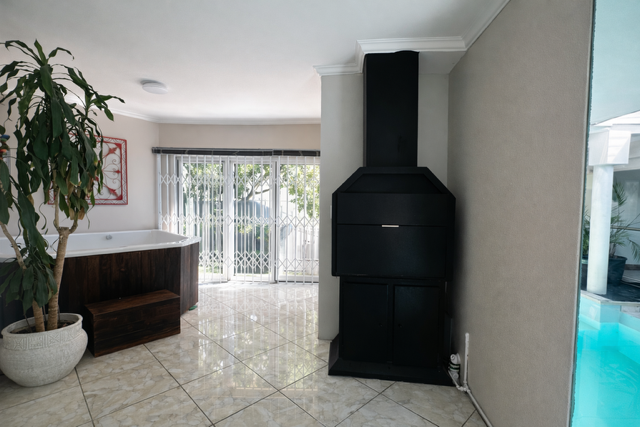 4 Bedroom Property for Sale in Hillsboro Free State